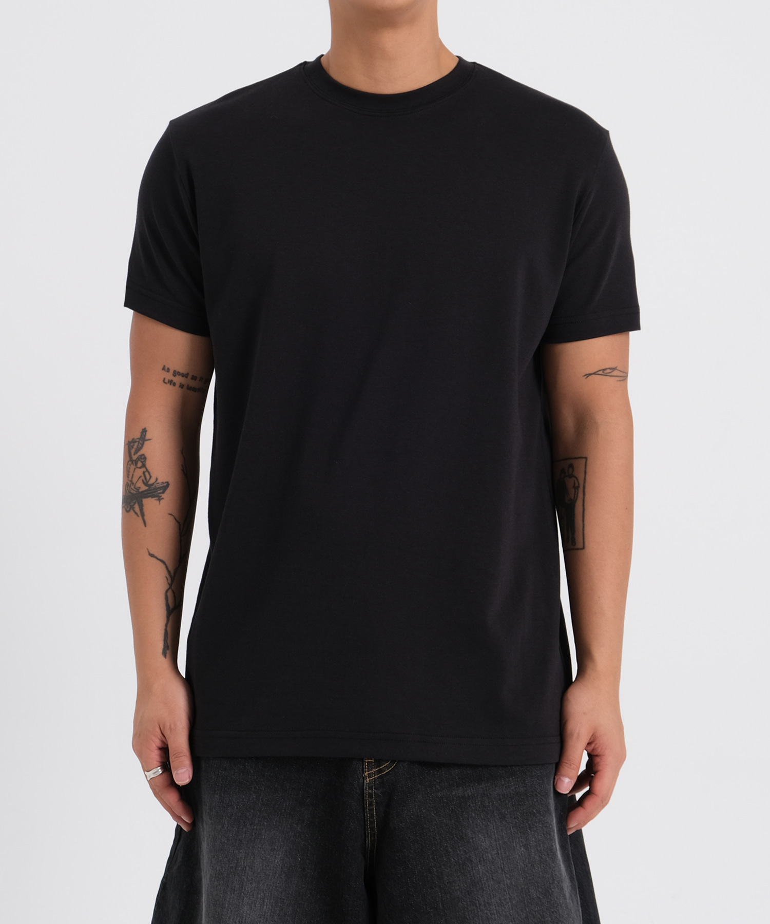 basic slim fit t-shirts (black)