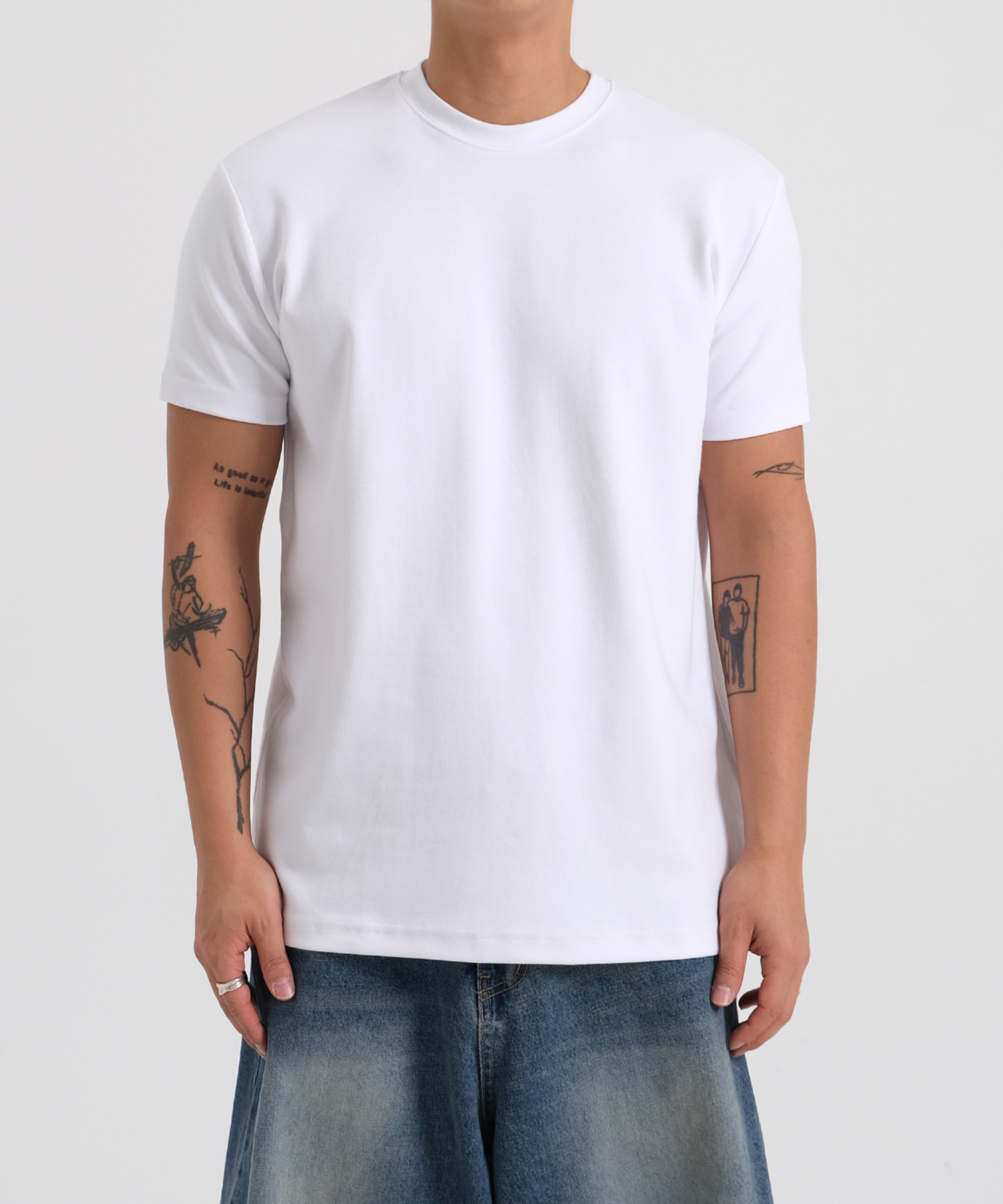 basic slim fit t-shirts (white)