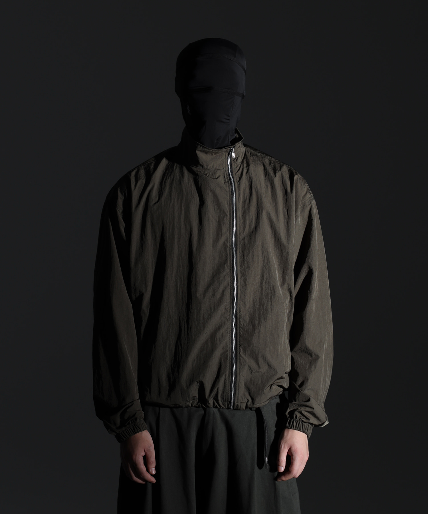 DP-068 ( Incliner nylon jacket khaki )