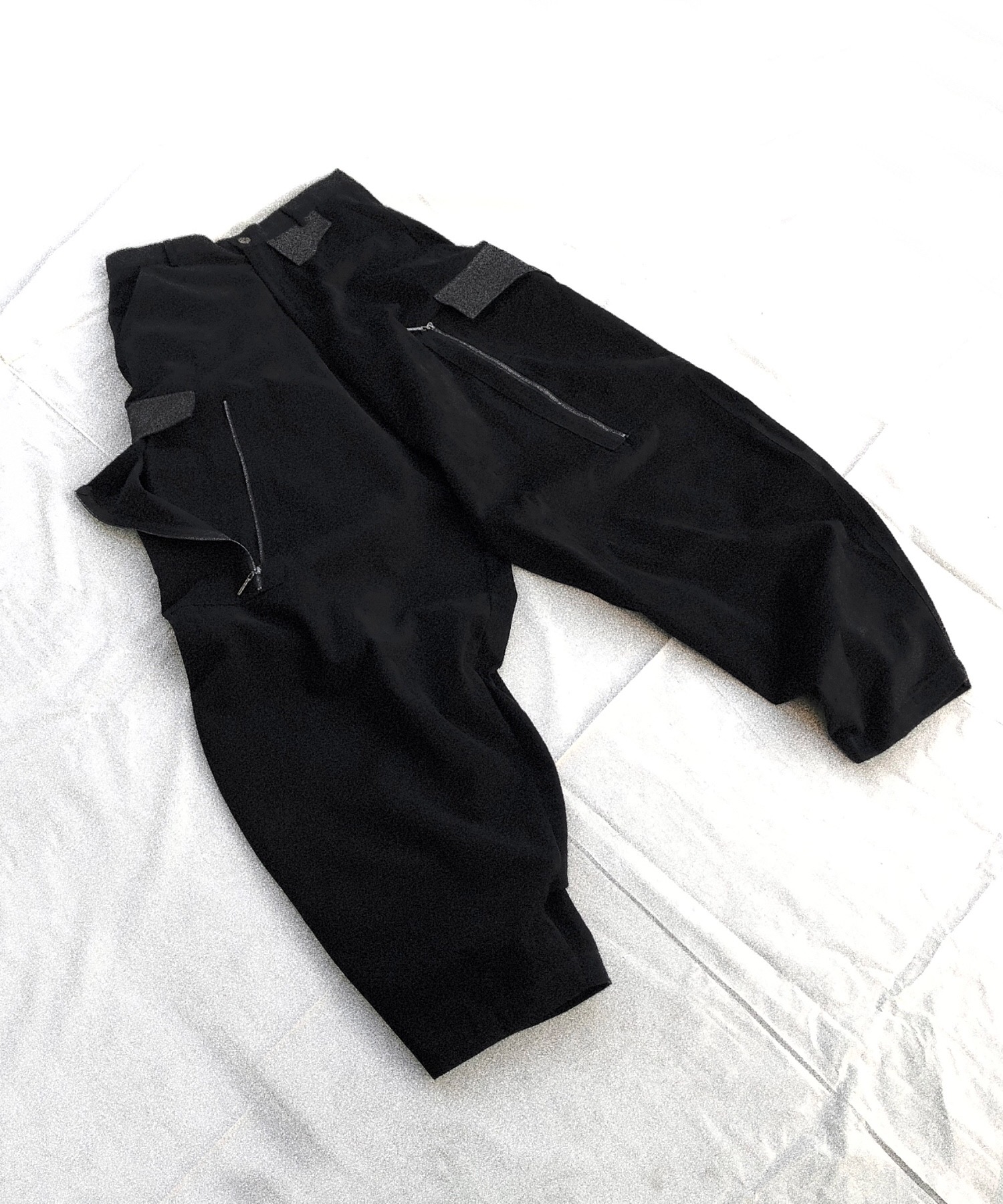 overlap cargo  wide pants (black)